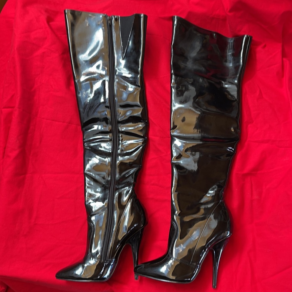 Sexy Black 28” tall Thigh High Boots 5” Spike Heel, size 9